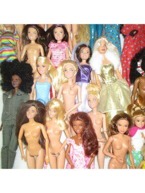 Vintage Barbie Doll Lot 1966-2000 25 Dolls Clothes Nude Fashion Dolls